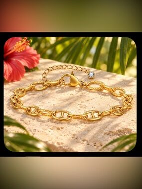 Gold bracelet with a delicate , minimalist design-Stainless St, 18k Gold PVD